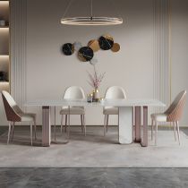 5 stuks: tafel, 4 stoelen