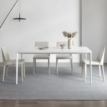 5 Pièces : 1 Table, 4 Chaises