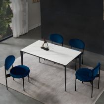 5 Pièces : 1 Table, 4 Chaises