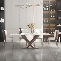 5 Pièces : 1 Table, 4 Chaises