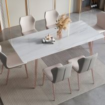 7 stuks: tafel, 6 stoelen