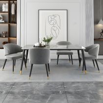 5 Pièces : 1 Table, 4 Chaises