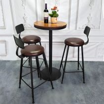 4 Pièces : Table, 3 Chaises