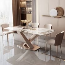 5 Pièces : 1 Table, 4 Chaises