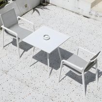 Table & Chaise(s)