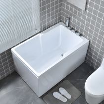 Baignoire avec Ensemble de 5 Pièces en Argent