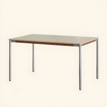 Alleen tafel