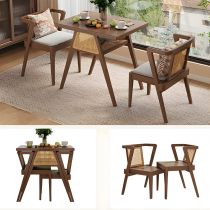 Table & Chair(s)