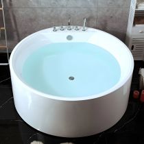 Baignoire avec Ensemble de 5 Pièces en Argent