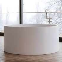 Tub with Freestanding Tub Fillers