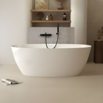 Tub with Wall Mounted Faucets