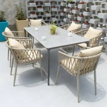 Table & 6 Chaises