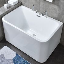 Baignoire avec Ensemble de 5 Pièces en Argent