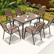 Table & 6 Chaises