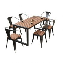 Table & 6 Chaises