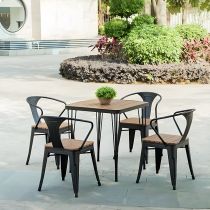 Table & 4 Chaises