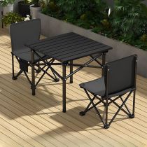 Table & 2 Chaises