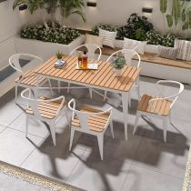 Table & 6 Chaises