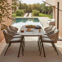 Table & 6 Chaises