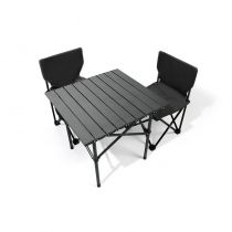 Table & 2 Chaises