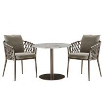 Table & 2 Chaises