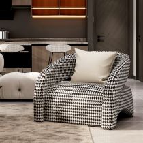 Houndstooth pattern