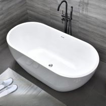 Tub with Freestanding Tub Fillers