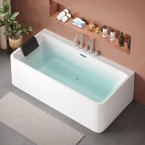 Badewanne & 5-Teiliges Set in Silber