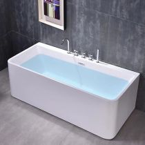 Badewanne & 5-Teiliges Set in Silber