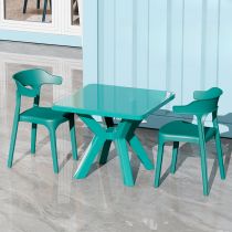 Desk with 2 Chairs