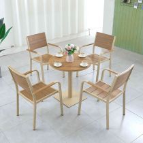 Table & 4 Chairs