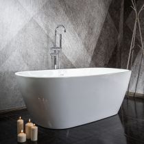 Bathtub & Silver Freestanding Faucet