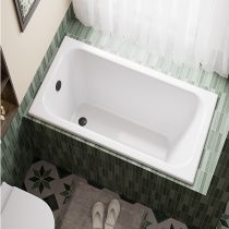 Bathtub & Black Drainer