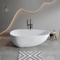 Bathtub & Freestanding Faucet