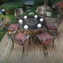 Table & 6 Chairs