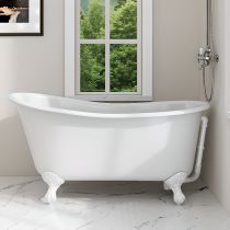 Bathtub & Silver Faucet