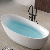 Bathtub & Freestanding Faucet