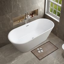 Bathtub & Silver Freestanding Faucet