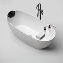 Bathtub & Black Freestanding Faucet