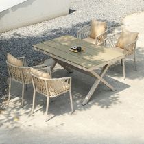 Table & 4 Chaises