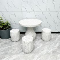 Table & 3 Stools