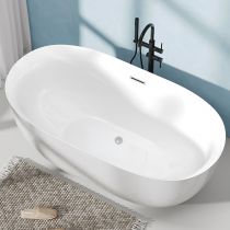 Bathtub & Freestanding Faucet