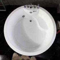 Massage Bathtub & Deck Mounted Faucet