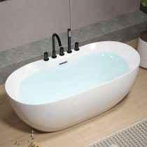 Badewanne & Schwarzes Fünfteiliges Set