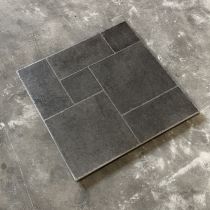 Zwart