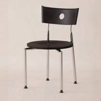 Schwarz