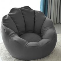 Gris oscuro