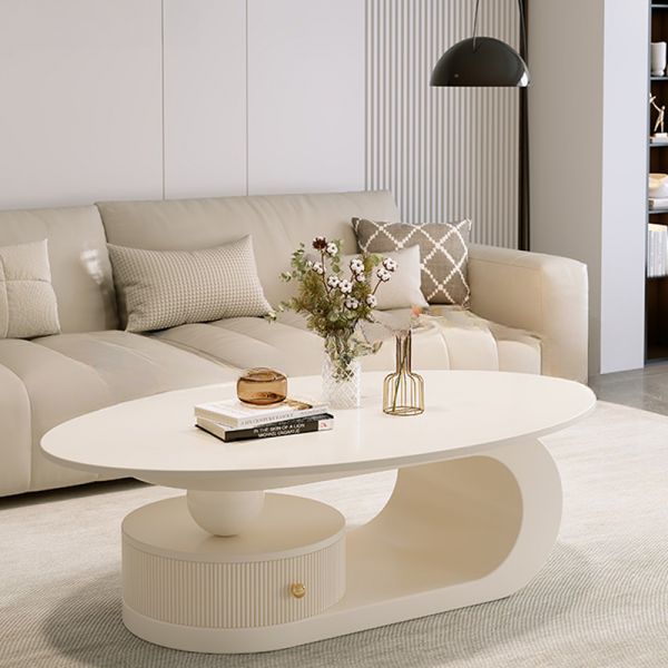 Elfenbeinfarbener elliptischer Couchtisch mit 1 Ablage für kleine Räume, Cremeweiß, 119 cm L x 61 cm B x 41 cm H