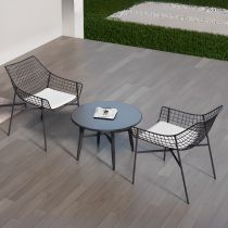 Bureau met 2 stoelen