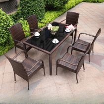 Table & 6 Chairs
